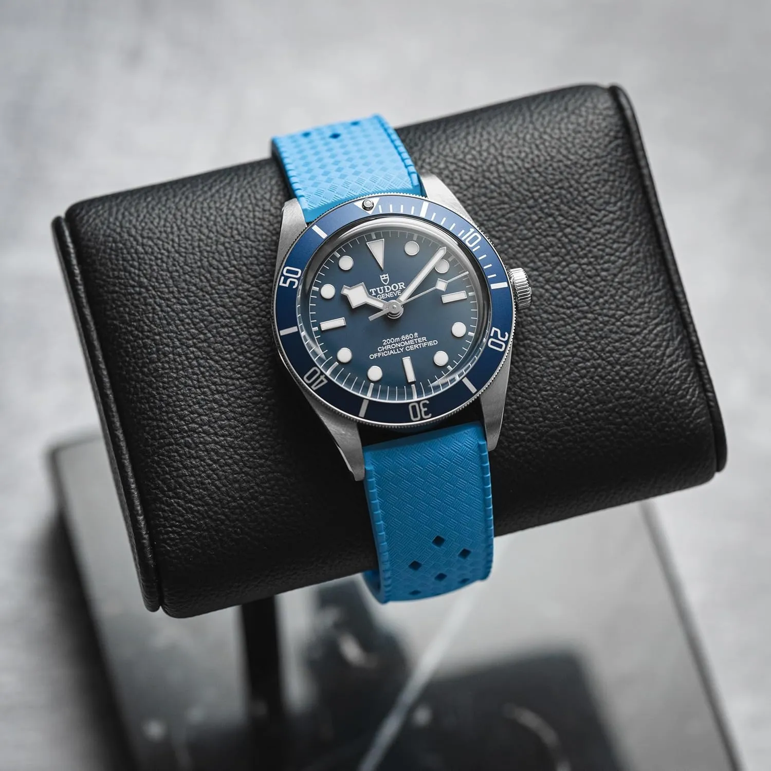 & Dive Watches-For Men & Women- 20mm, 22mm Tropical Style FKM Rubber Straps- Quick-Release- FKM Fluoro Rubber Watch Bands navigate smoothly candle for Sports 