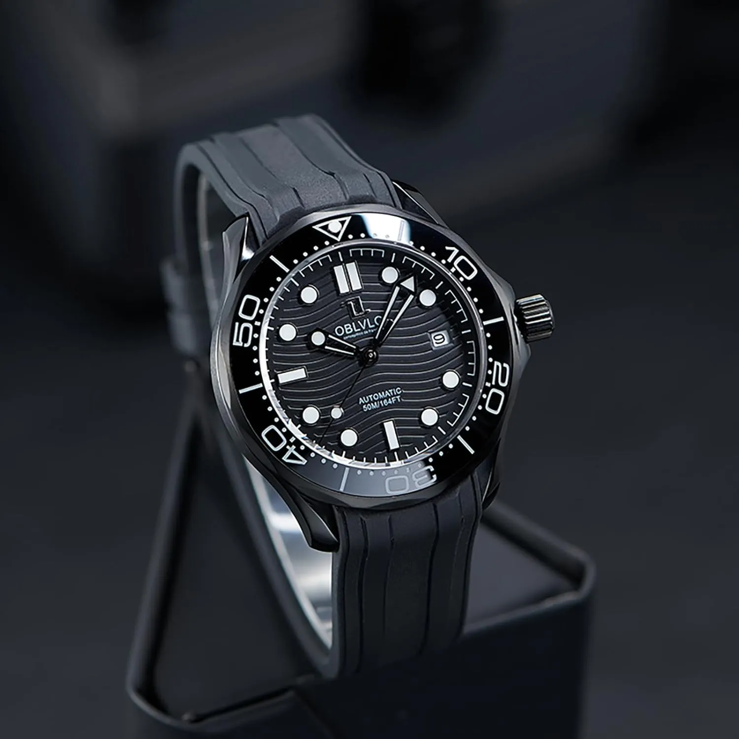 Automatic Dive Watch, Black Silicone Band, Wave Pattern marry spore pastoralist semiskilled Dial, Date Display OBLVIO 