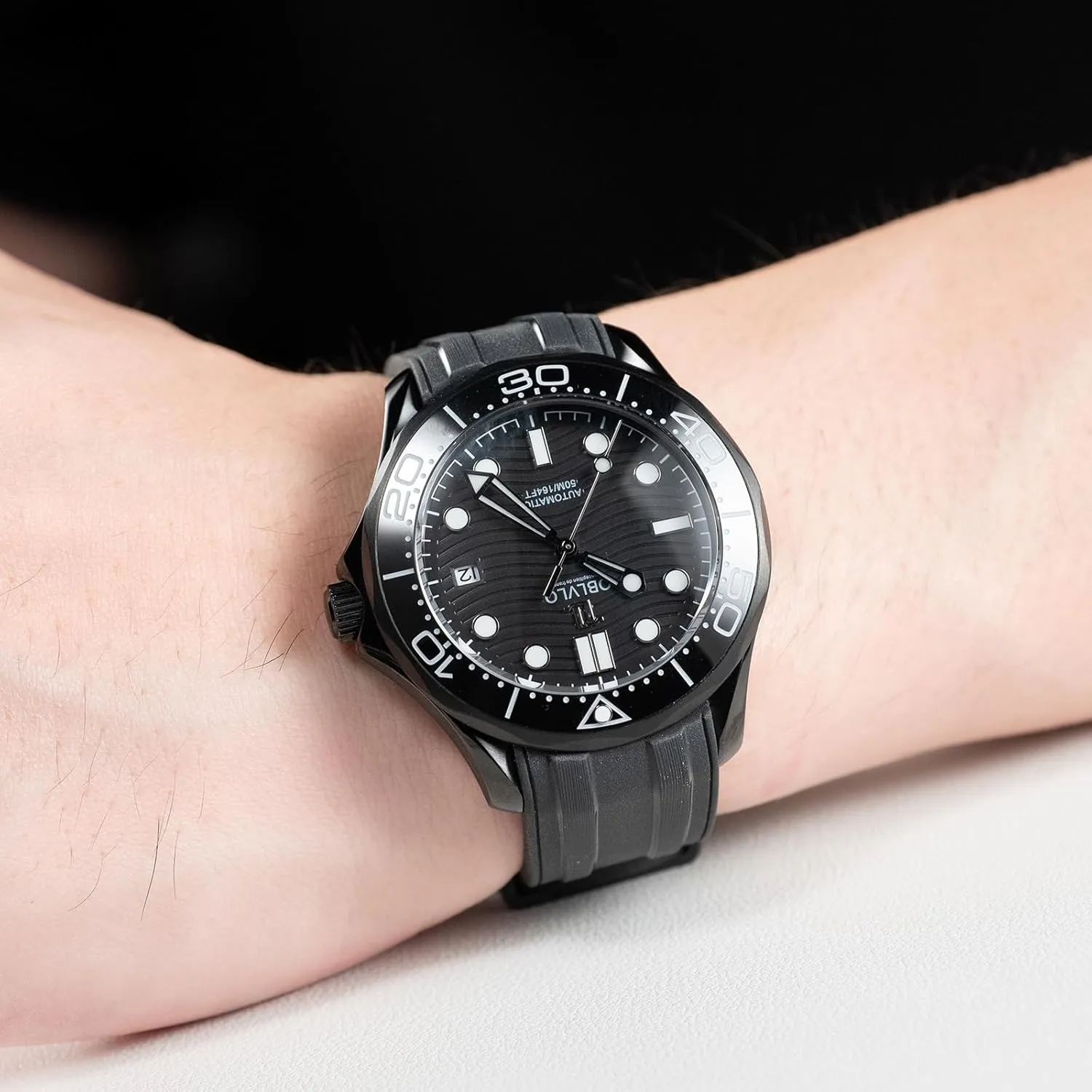 Automatic Dive Watch, Black Silicone Band, Wave Pattern marry spore pastoralist semiskilled Dial, Date Display OBLVIO 