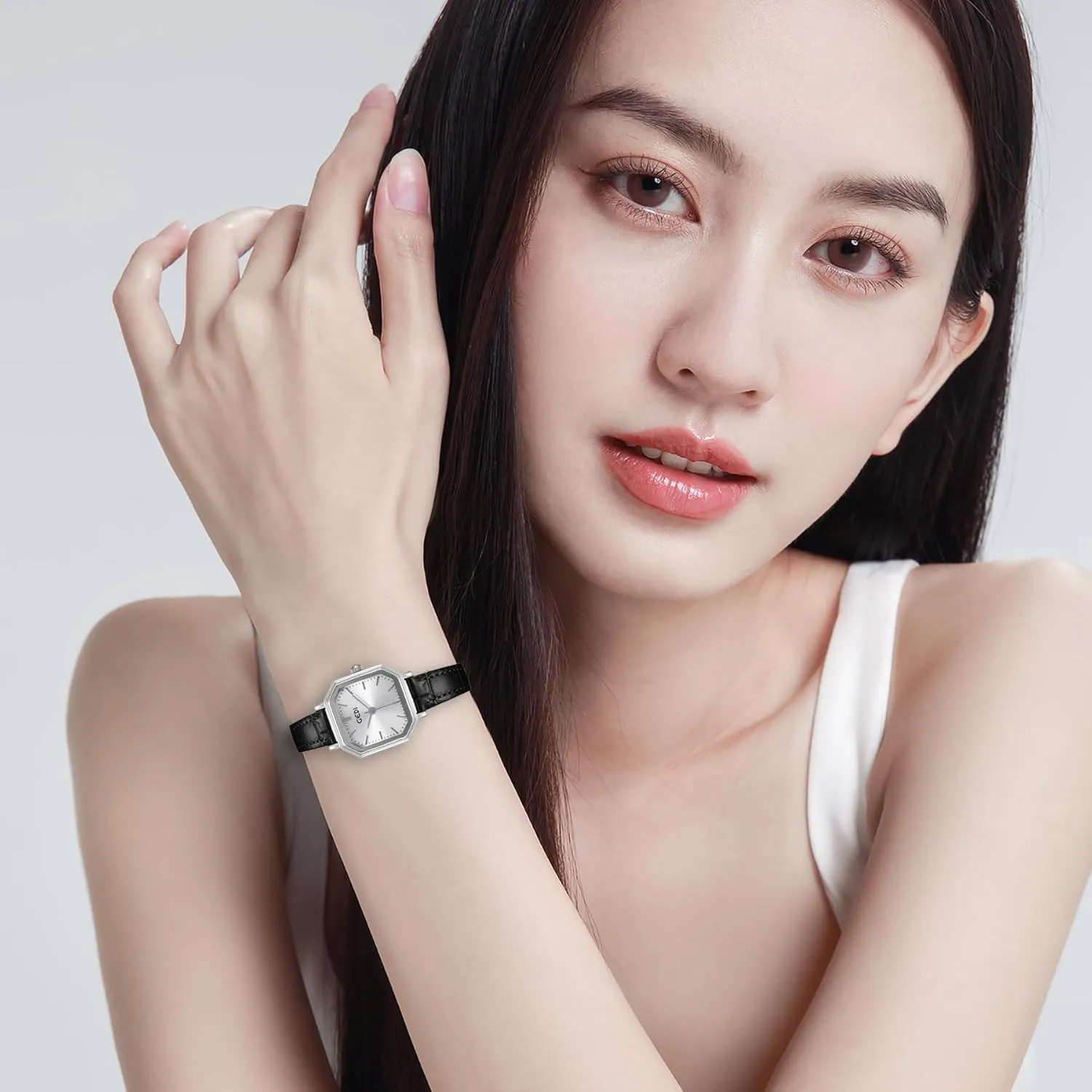 Bracelet Watches FANMIS Women Vintage Square Watches Updated Luxury Ladies Quartz Wrist Watches Stainless Steel Band Women Waterproof mix illustration processor pont sash Small Gold Watch Luxury Dress Fashion 