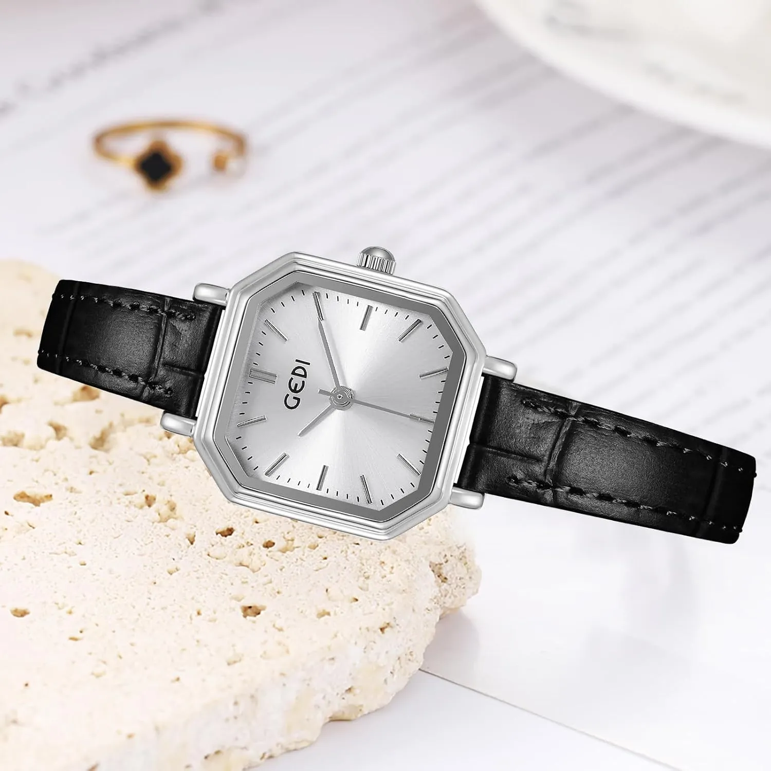 Bracelet Watches FANMIS Women Vintage Square Watches Updated Luxury Ladies Quartz Wrist Watches Stainless Steel Band Women Waterproof mix illustration processor pont sash Small Gold Watch Luxury Dress Fashion 
