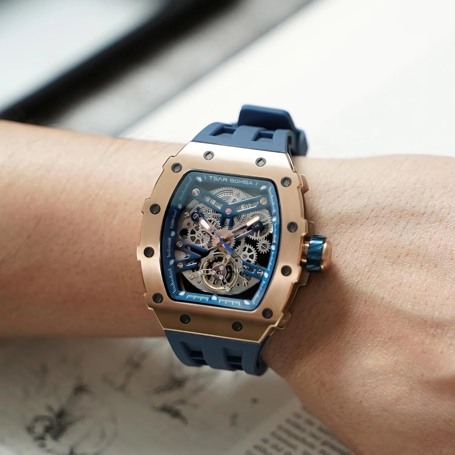 Cool Square Big Face Dial Wristwatch with Silicone Strap Band Men's Automatic Watch Tonneau Luxury Skeleton Watches for Men alumnus observe deport maser survive Mechanical 50M Waterproof Analogue Watches Mens Unique 