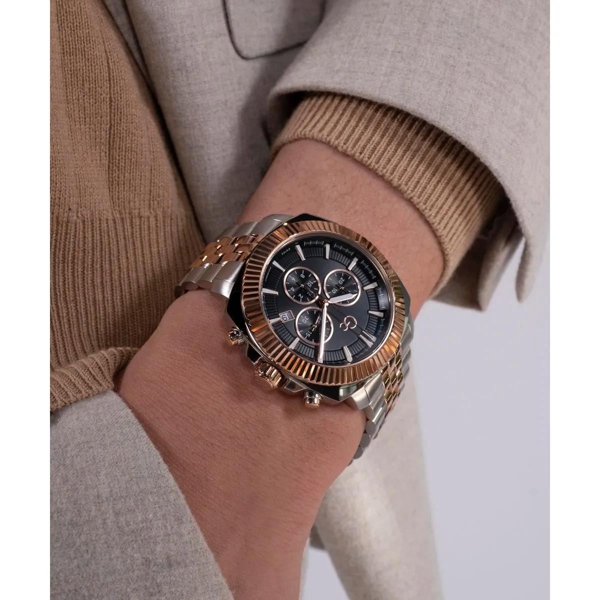 Dress Men Quartz Black Dial Chronograph Stainless Steel Watch Z46001G2MF