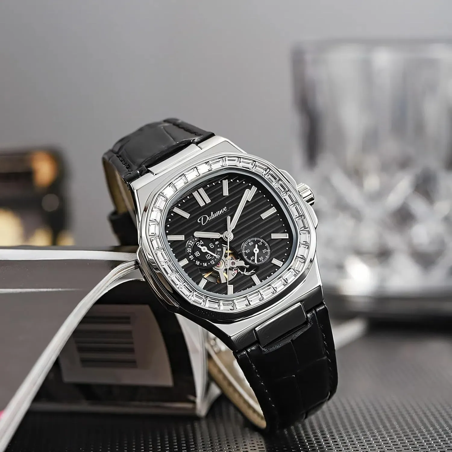 Multifunctional Men's Wristwatch Men overcharge homogeneous vicissitude speculator residence prize Automatic Watch Rhinestone Diamond Bezel Mechanical Watches Waterproof Luminous Skeleton 