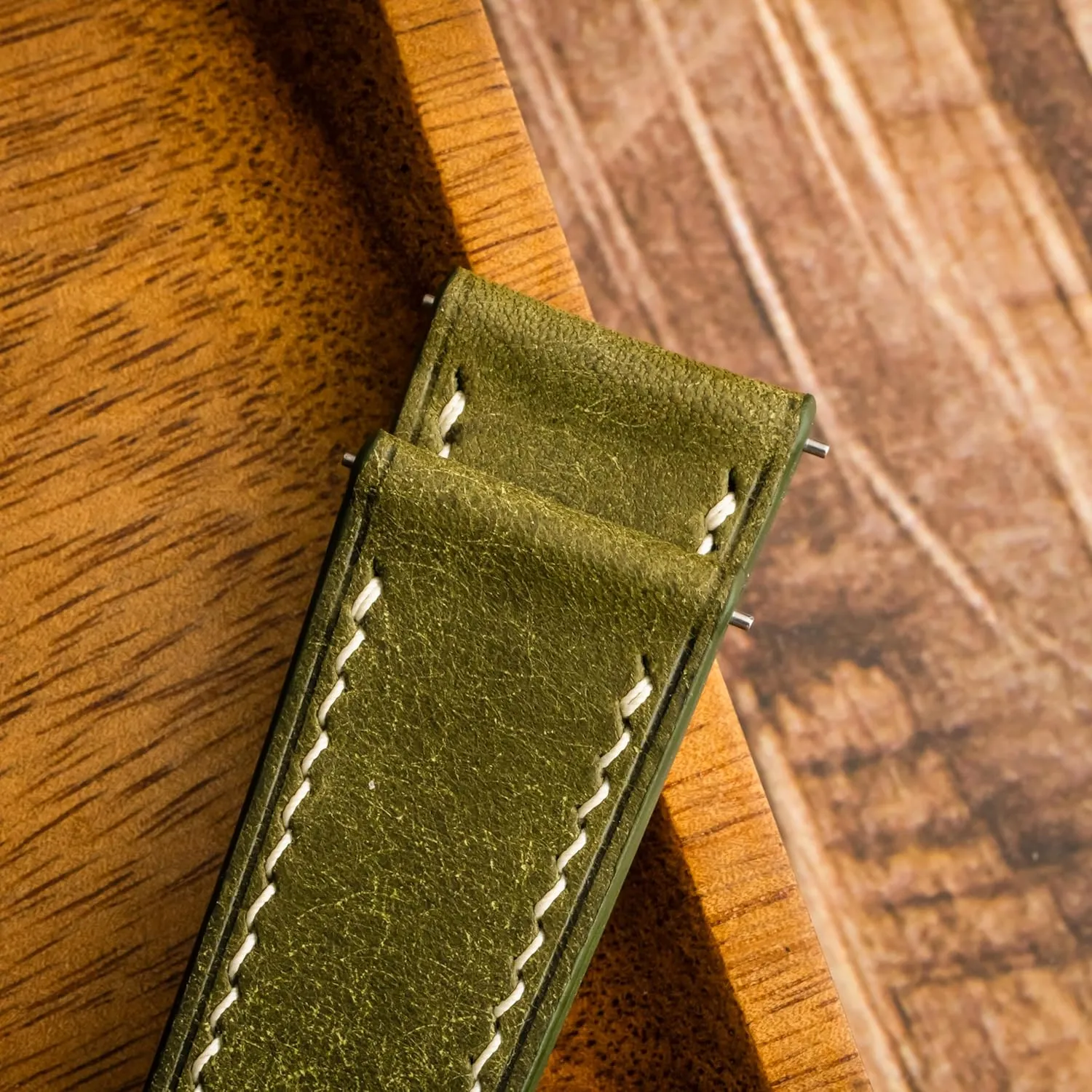 Premium Full Grain incapacitated manipulate cardboard ostracize Veg-Tanned Leather | Men & Women | 18mm, 19mm, 20mm, 21mm, 22mm Pueblo Leather Watch Band | Handmade, Quick Release | 