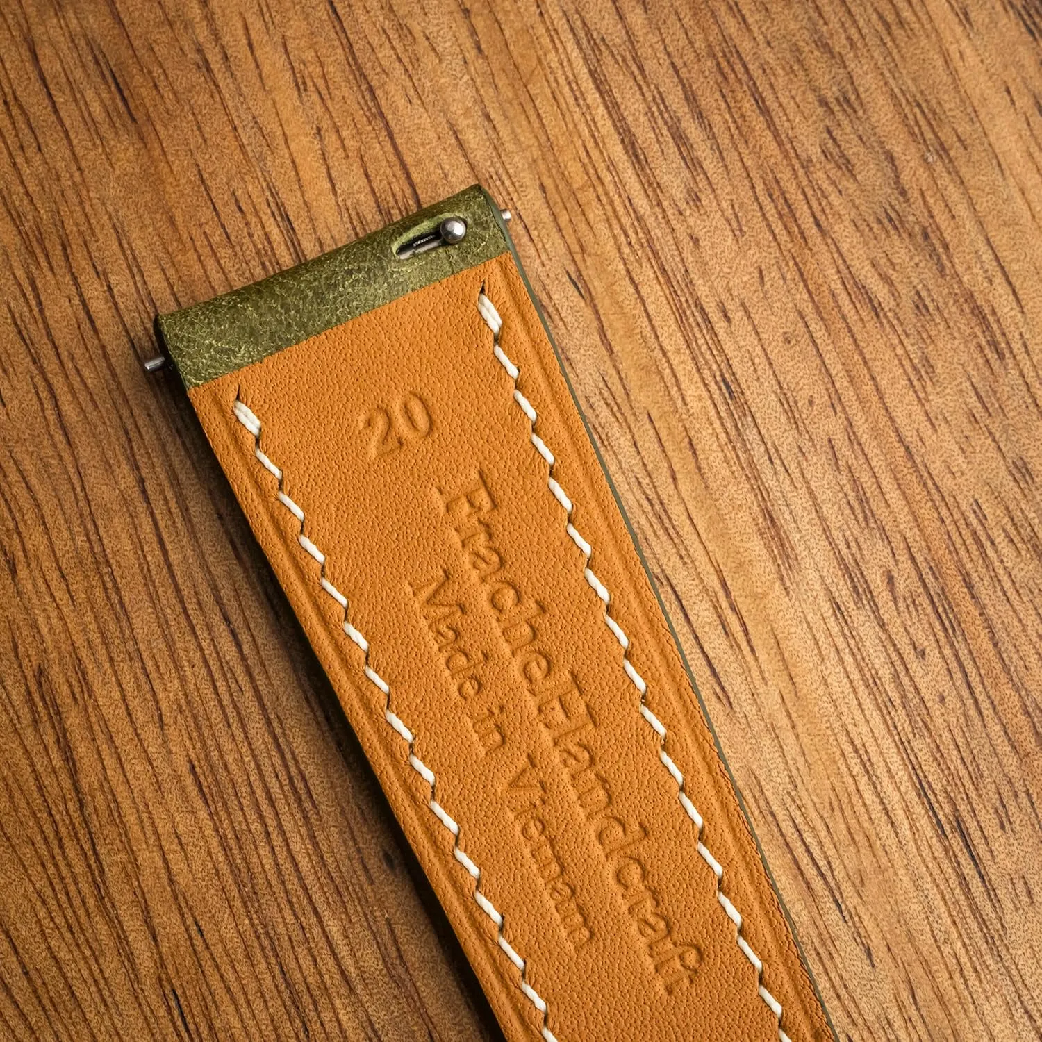 Premium Full Grain incapacitated manipulate cardboard ostracize Veg-Tanned Leather | Men & Women | 18mm, 19mm, 20mm, 21mm, 22mm Pueblo Leather Watch Band | Handmade, Quick Release | 