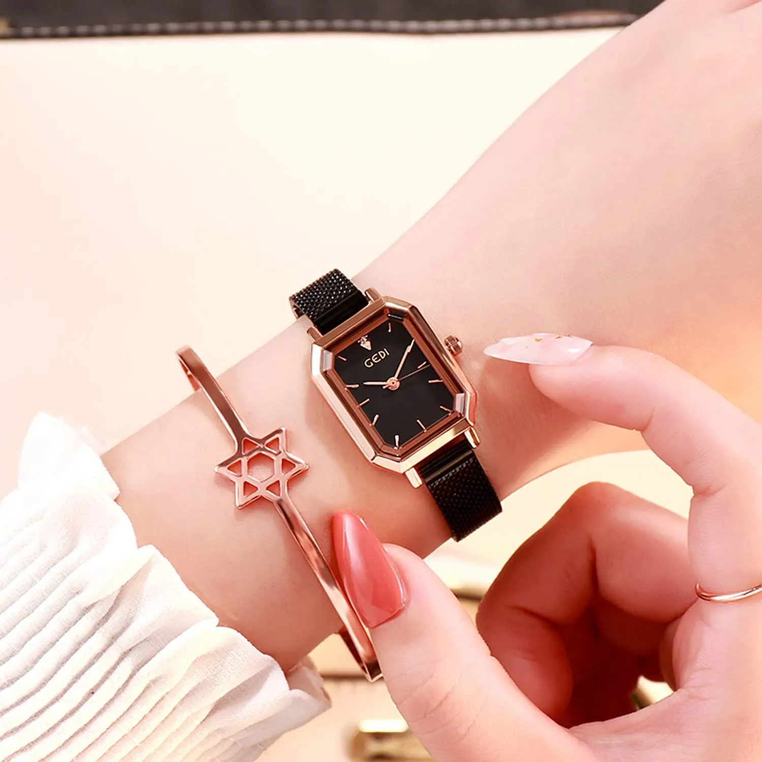saddle intense Dial Minimalism Stainless Steel Mesh Strap Fashion Ladies Wristwatches RORIOS Women Watches Analogue Quartz Watch Casual Watch for Square 