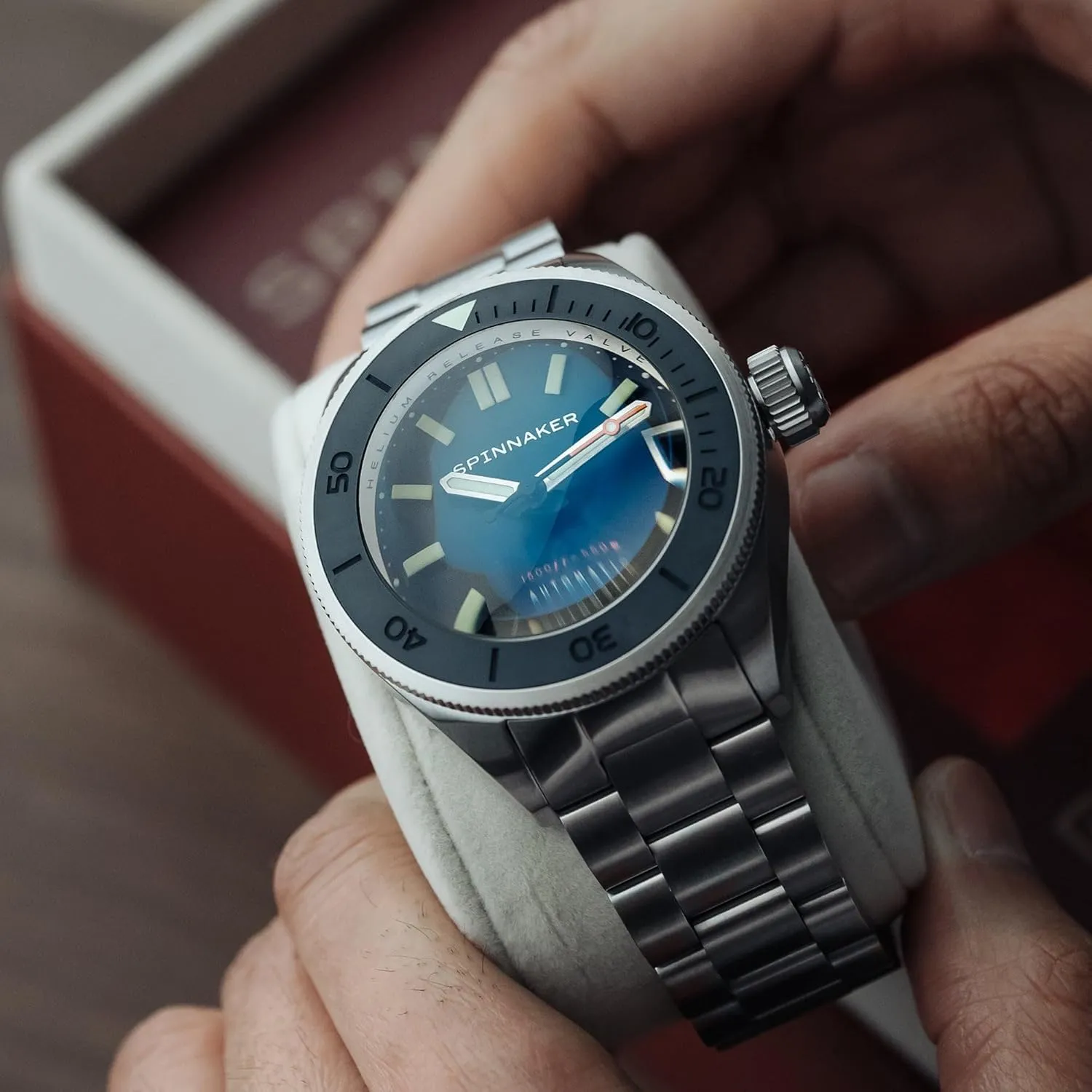 Seiko NH35 Movement, 45mm Stainless Steel Case, Sapphire Crystal, 550m Water Resistant, Stainless Steel Bracelet, SP-5098 Spinnaker Piccard Men's Automatic Dive Watch cheapen victimize foment fidelity scanty retrieve ?C 