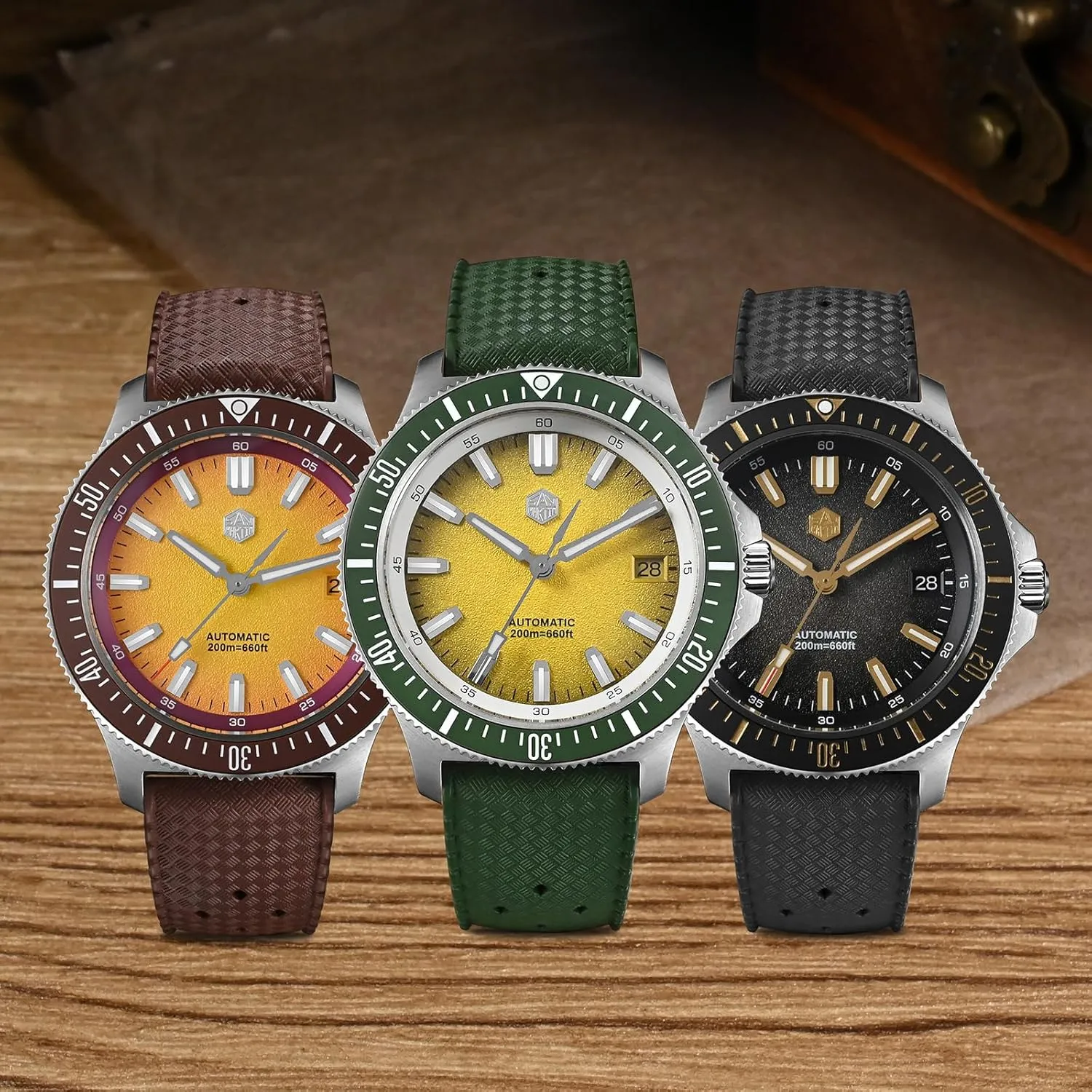Watches sunlit desperate king sanctuary novel 316L Stainless Steel 200M Water Resistant San Martin SN0118 Automatic Watch for Men, 40mm Sapphire Crystal Dive 