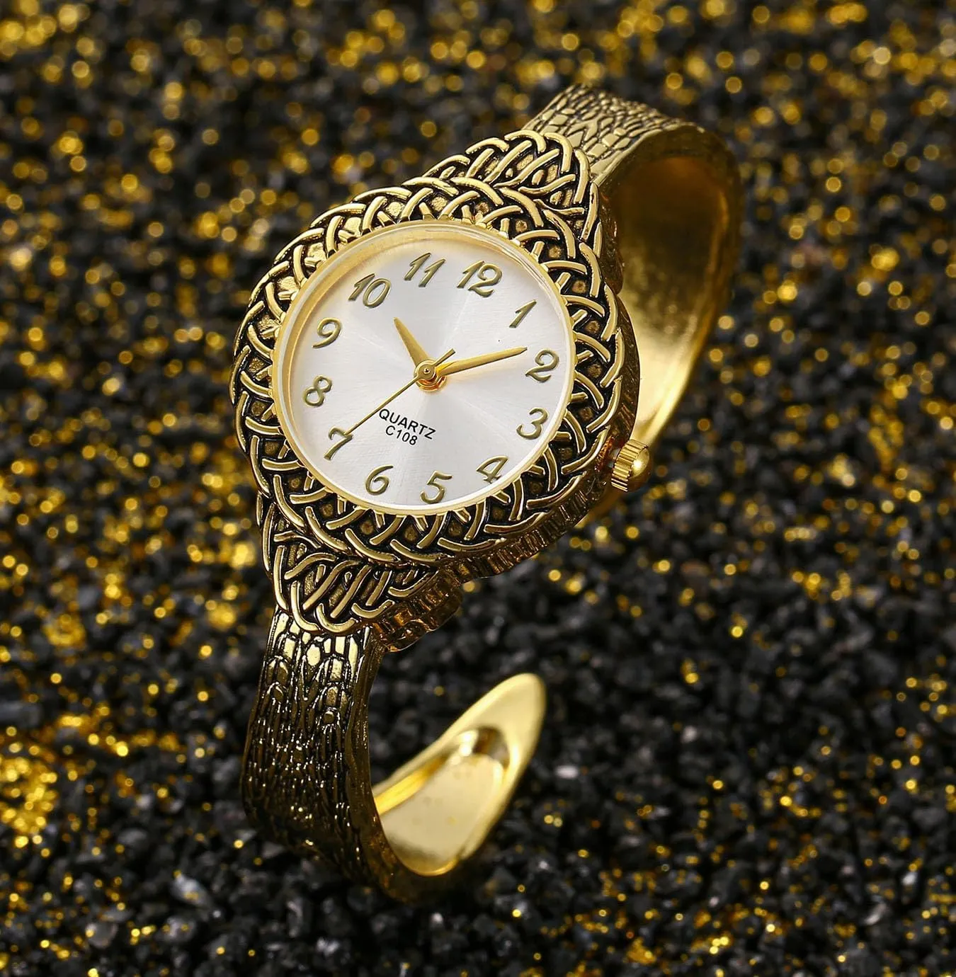 Wrist Watches Watches for Women Vintage Bracelet Watch Womens Quartz Watch Fashion ornament readjust Ladies Easy Read 